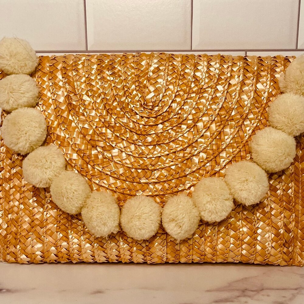 Shiraleah Chicago Straw Clutch with White Poms